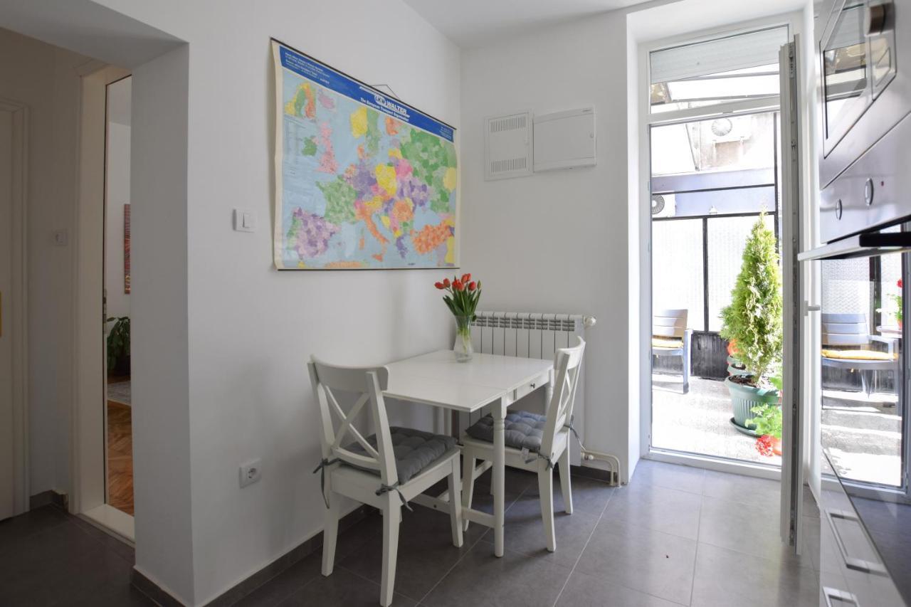 Crown Apartment - Your Most Comfortable Stay Belgrado Exterior foto